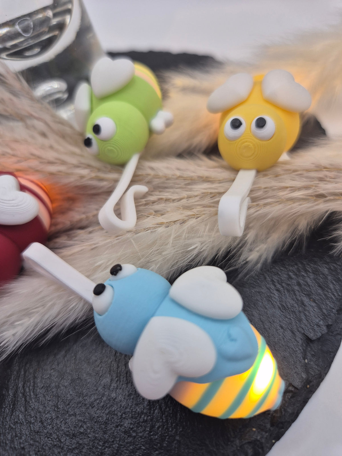 Glühwürmchen Irmchen – Leuchtender Glasmarkierer mit LED | 3D Druck | Gastgeschenk Mädelsabend & JGA