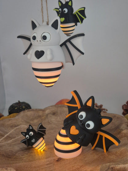 Fledermaus Franky – Leuchtender Halloween Anhänger | 3D Druck | Herbst & Party Deko