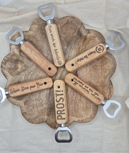 Holz Flaschenöffner mit Gravur & Wunschtext – Personalisiertes Geschenk für jeden Anlass