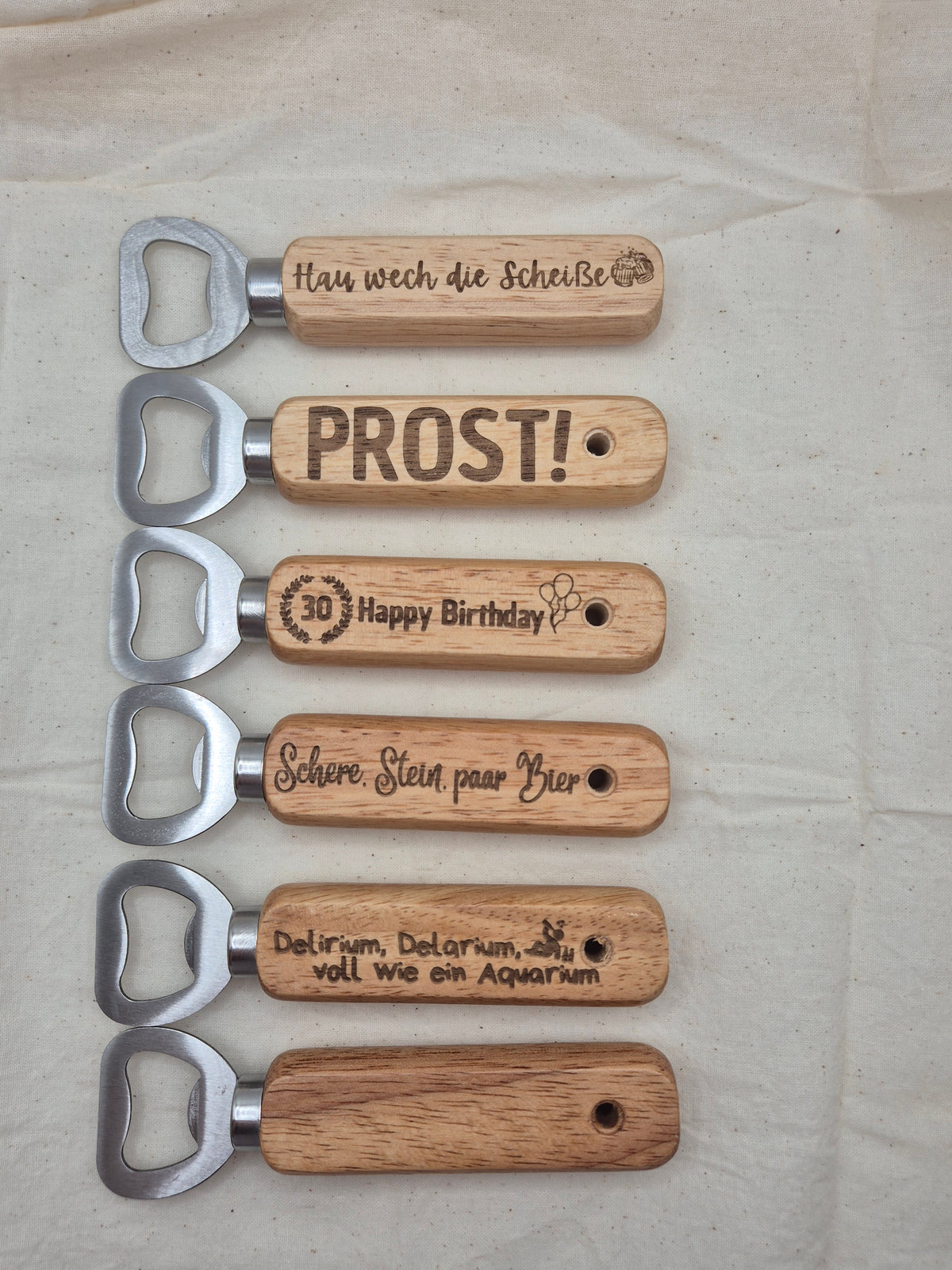 Holz Flaschenöffner mit Gravur & Wunschtext – Personalisiertes Geschenk für jeden Anlass